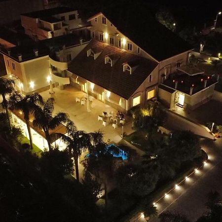 Hotel Villa Ruggiero Brusciano Eksteriør billede