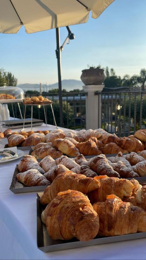 Hotel Villa Ruggiero Brusciano Eksteriør billede