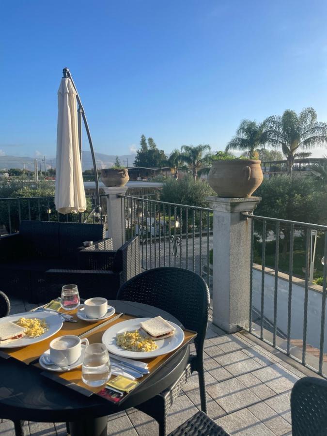 Hotel Villa Ruggiero Brusciano Eksteriør billede